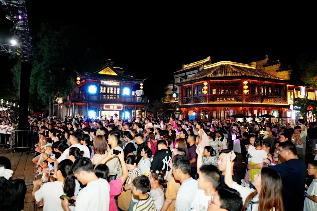 美好活动 | 2025南京艺术节圆满闭幕！看人文温度与经济活力的“双向奔赴”